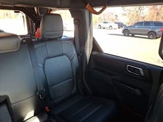 2022 Ford Bronco - Image 33