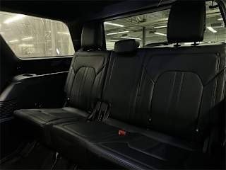 2021 Ford Expedition - Image 5