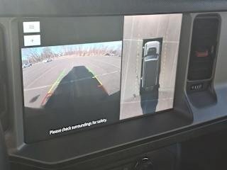 2022 Ford Bronco - Image 4