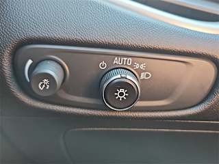 2023 Chevrolet Malibu - Image 29