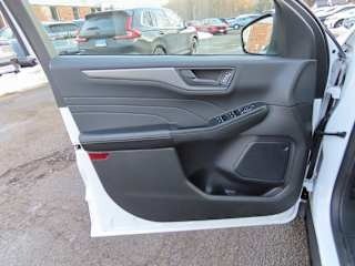 2024 Ford Escape - Image 24