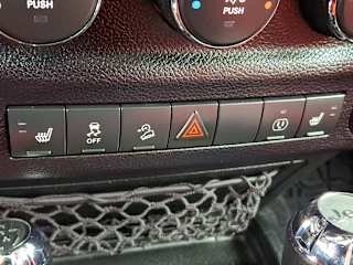 2017 Jeep Wrangler - Image 29