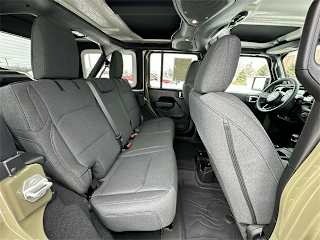 2026 Jeep Wrangler - Image 32