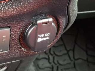 2017 Jeep Wrangler - Image 28