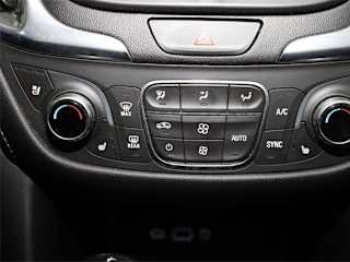 2020 Chevrolet Equinox - Image 33