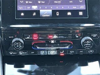 2025 Jeep Grand Cherokee - Image 21