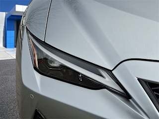 2023 Lexus IS 350 - Image 5