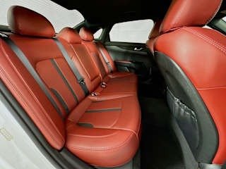 2023 Kia K5 - Image 7