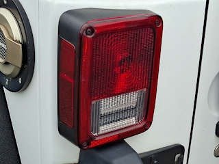 2017 Jeep Wrangler - Image 26